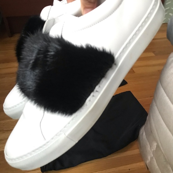 ------SOLD---givenchy shoes good for size 9-9.5 us - Picture 2 of 6